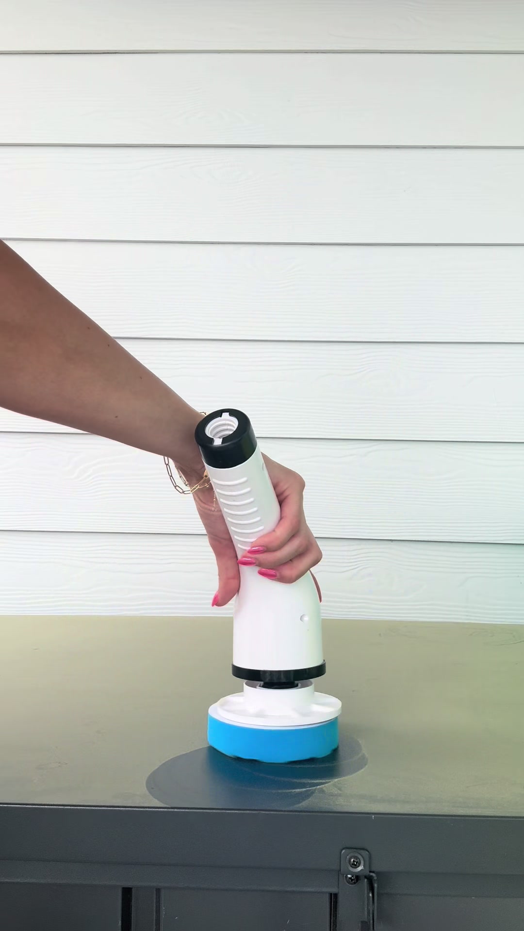 The spin scrubber that does EVERYTHING!