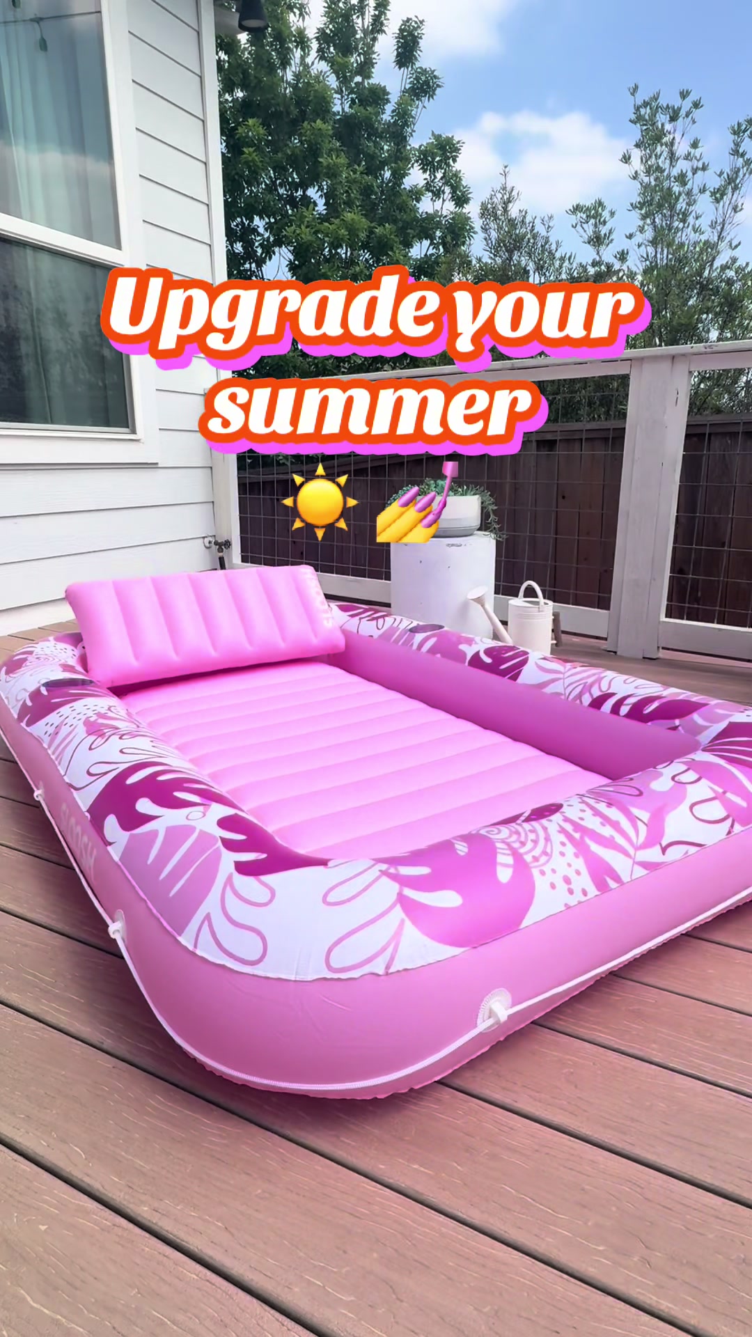MOMS! Upgrade your summer, you deserve it too! ☀️ 💅
