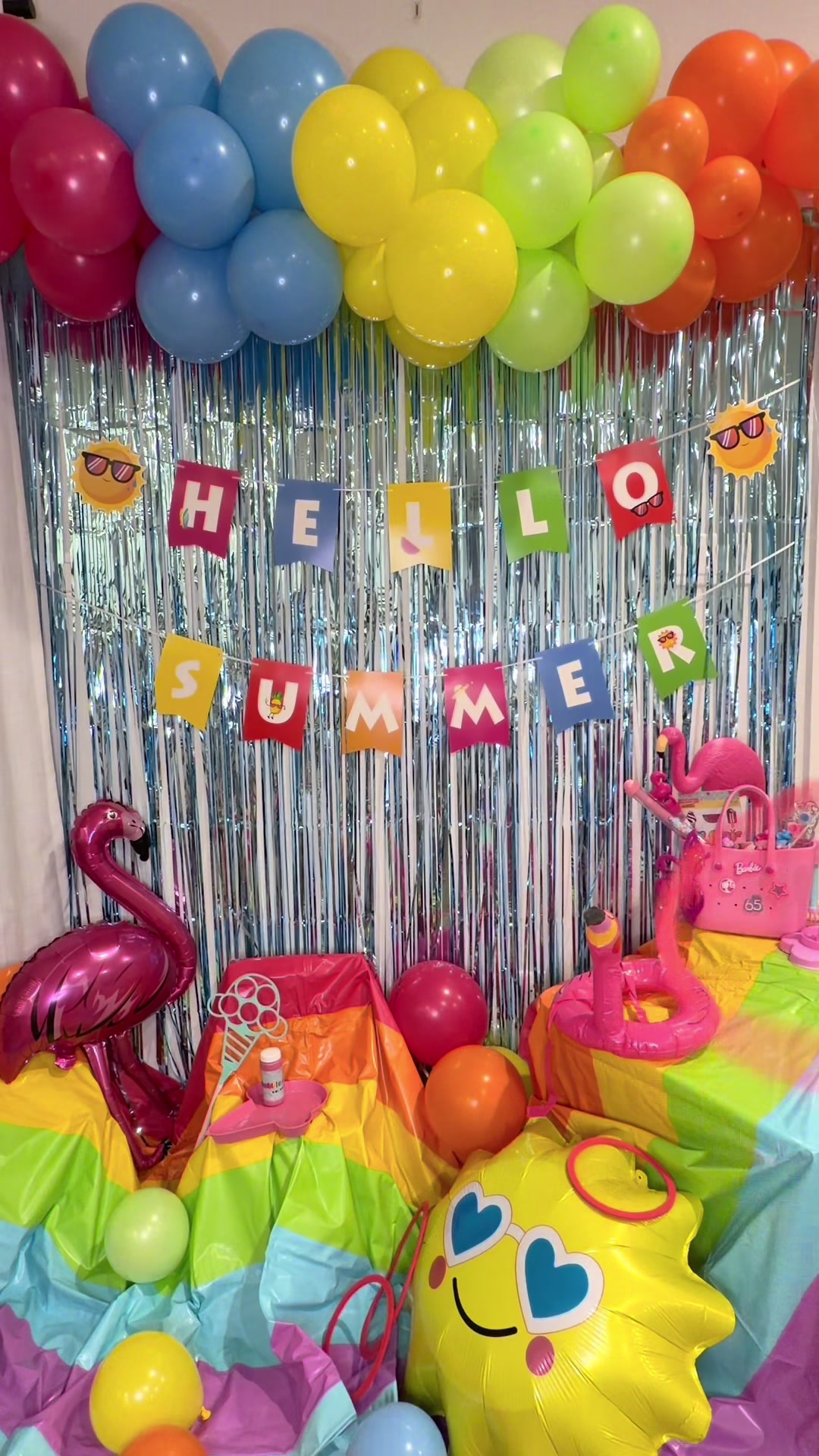 HELLO summer ☀️😎 summer celebration decorations. End of school year