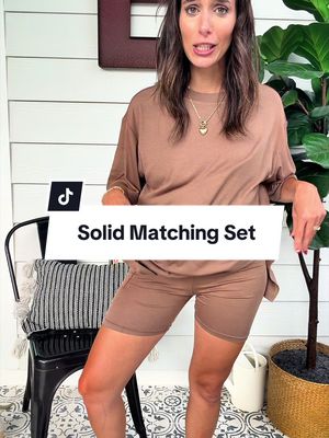 Pretty Garden two piece matching set! So stinking comfortable, light weight and stretchy. Basic but SO cute! Matching set must have for the summer!