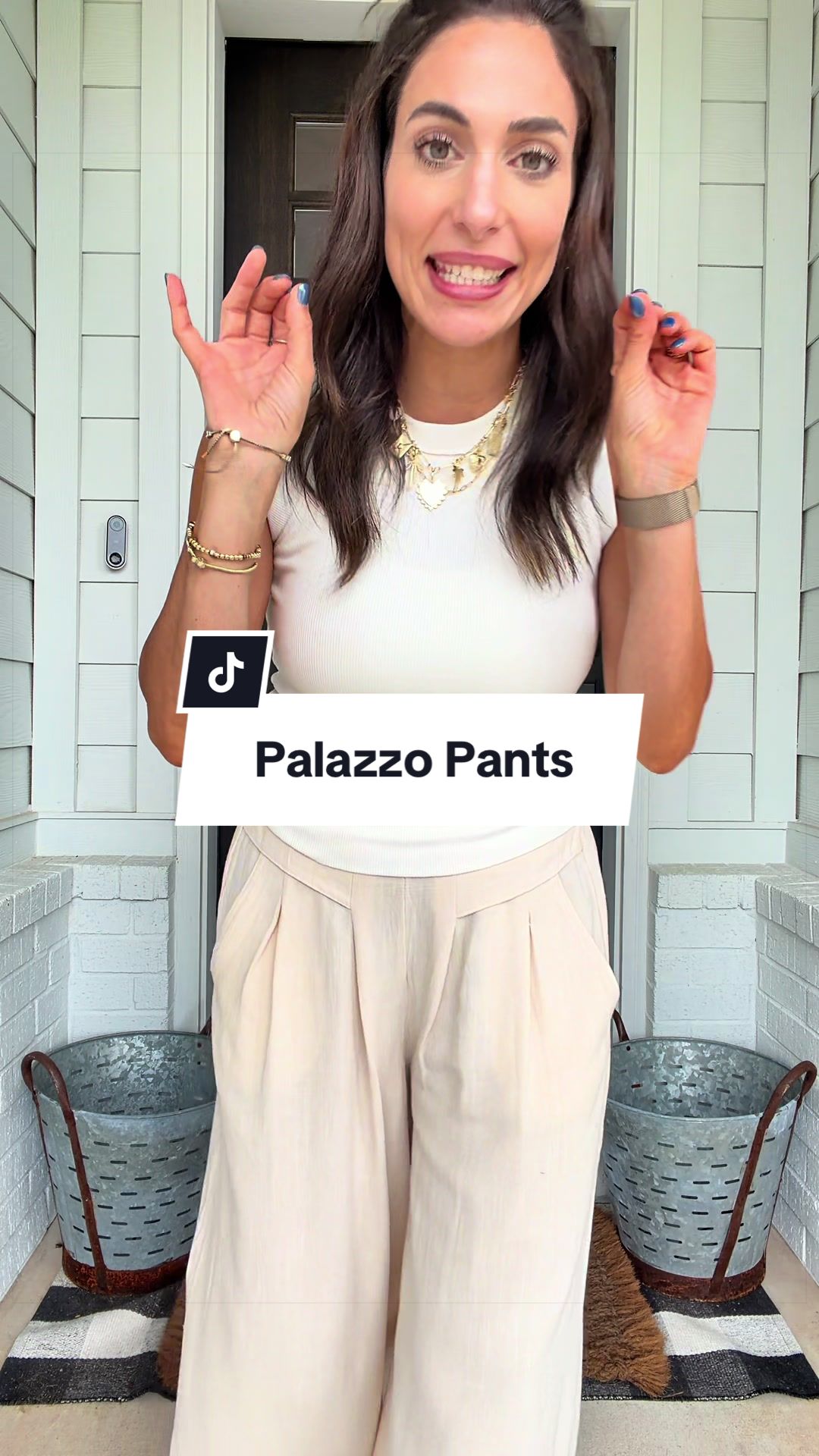 Pleated Palazzo Pants 😍 100% comfortable and 100% cute! You can dress the palazzo pants up or down!