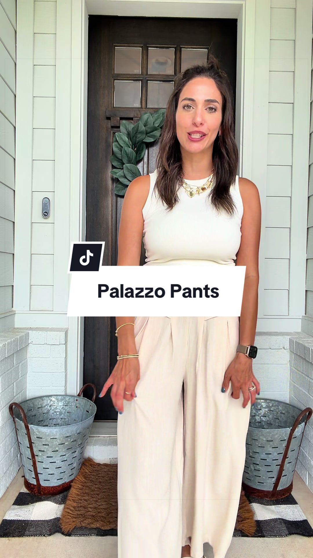 The perfect beachy palazzo pants with cute pleated detail!