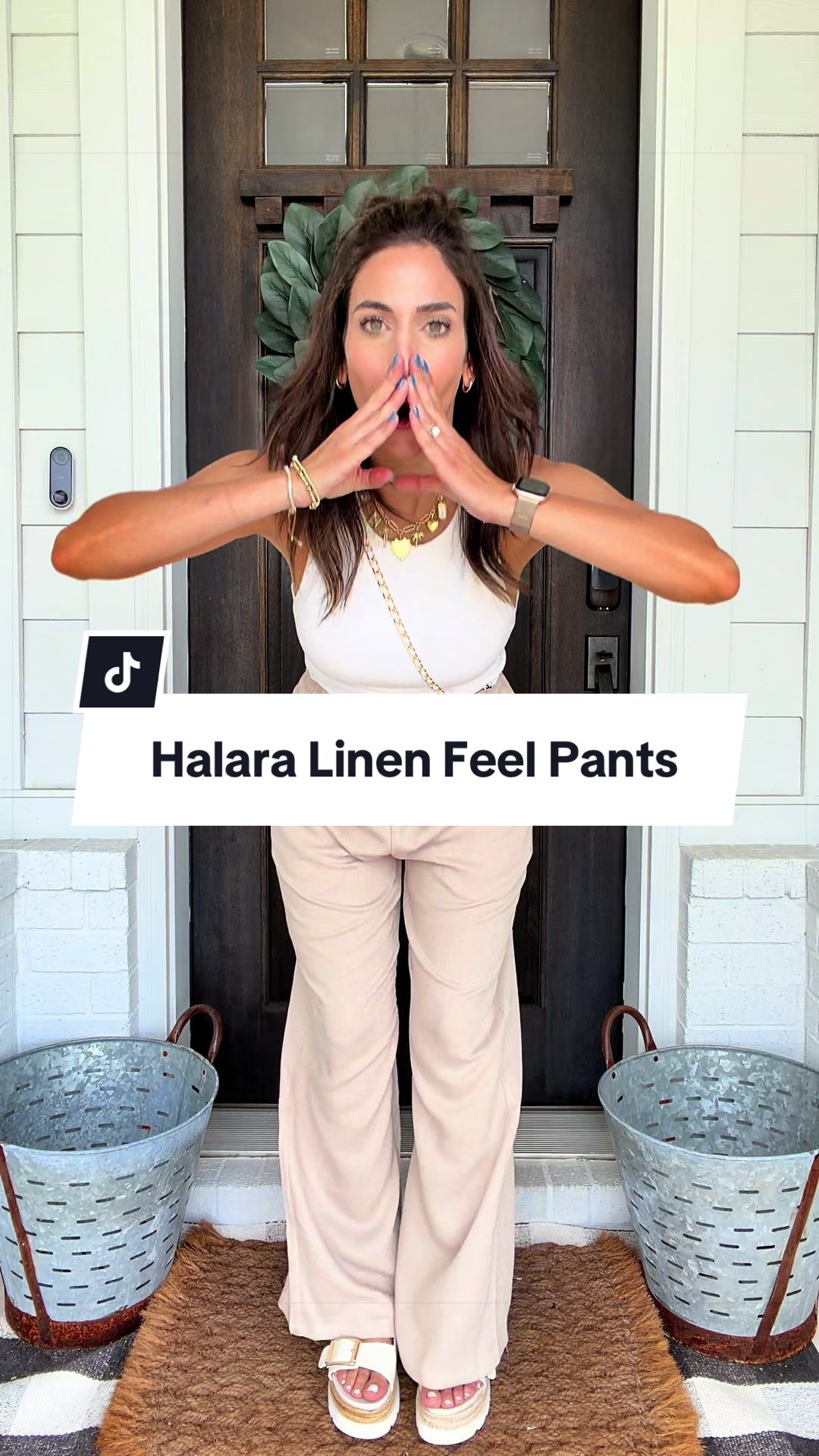 Halara linen feel pants that keep their shape and come in three different inseams!